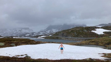 Image 10 of 12 -
Experience the Wim Hof Method to get an impression of at Image 10 of 12 -
Experience the Wim Hof Method to get an impression of at