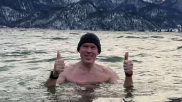 Image 1 of 3 -
Experience the Wim Hof Method to get an impression of at Image 1 of 3 -
Experience the Wim Hof Method to get an impression of at