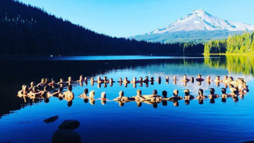 Image 2 of 3 -
Experience the Wim Hof Method to get an impression of at Image 2 of 3 -
Experience the Wim Hof Method to get an impression of at