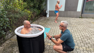 Image 19 of 20 -
Experience the Wim Hof Method to get an impression of at Image 19 of 20 -
Experience the Wim Hof Method to get an impression of at
