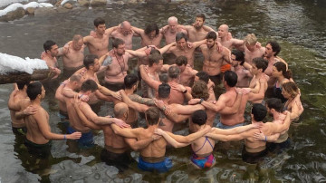 Image 12 of 23 -
Experience the Wim Hof Method to get an impression of at Image 12 of 23 -
Experience the Wim Hof Method to get an impression of at
