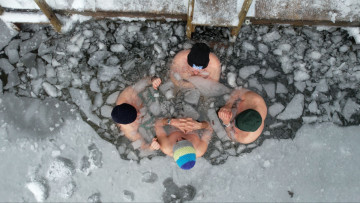 Image 12 of 16 -
Experience the Wim Hof Method to get an impression of at Image 12 of 16 -
Experience the Wim Hof Method to get an impression of at