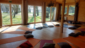 Image 7 of 11 -
            Experience Ice Bath to get an impression of WHM Weekend at Strausberg