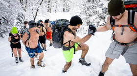 Image 10 of 16 -
            Experience Yoga to get an impression of WHM Weekend at Reichenbach im Kandertal