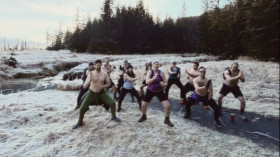Image 11 of 17 -
            Experience Ice Bath to get an impression of WHM Weekend at Friday Harbor