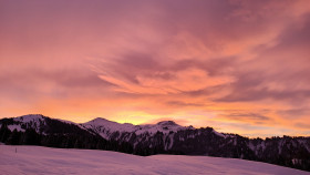 Image 9 of 10 -
            Experience Yoga to get an impression of Reisen at Plaffeien