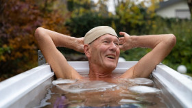 Image 3 of 11 -
Experience Ice Bath to get an impression of WHM Grundlagen-Workshop at Wien Image 3 of 11 -
Experience Ice Bath to get an impression of WHM Grundlagen-Workshop at Wien