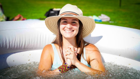 Image 2 of 6 -
            Experience Ice Bath to get an impression of WHM Fundamentals Workshop at Los Angeles