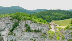 Image 5 of 5 -
            Experience Nature to get an impression of Weekend WHM at Saint-Jean en Royans