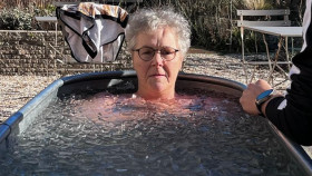 Image 2 of 4 -
            Experience Ice Bath to get an impression of WHM Fundamentals Workshop at Egmond aan den Hoef