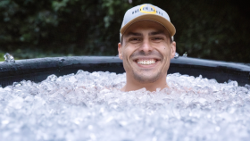 Image 1 of 6 -
            Experience Ice Bath to get an impression of WHM Fundamentals Workshop at Los Angeles