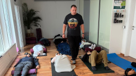 Image 3 of 5 -
            Experience Ice Bath to get an impression of WHM Grundlagen-Workshop at Düsseldorf