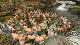 Image 1 of 3 -
            Experience Breathing to get an impression of WHM Community Session at La Colle-sur-Loup