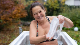 Image 1 of 11 -
Experience Ice Bath to get an impression of WHM Grundlagen-Workshop at Wien Image 1 of 11 -
Experience Ice Bath to get an impression of WHM Grundlagen-Workshop at Wien