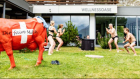 Image 29 of 74 -
            Experience Yoga to get an impression of Travel at Riederalp