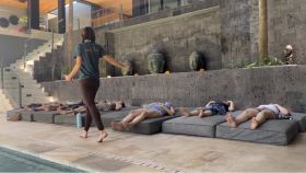 Image 10 of 17 -
            Experience Ice Bath to get an impression of WHM Weekend at Friday Harbor